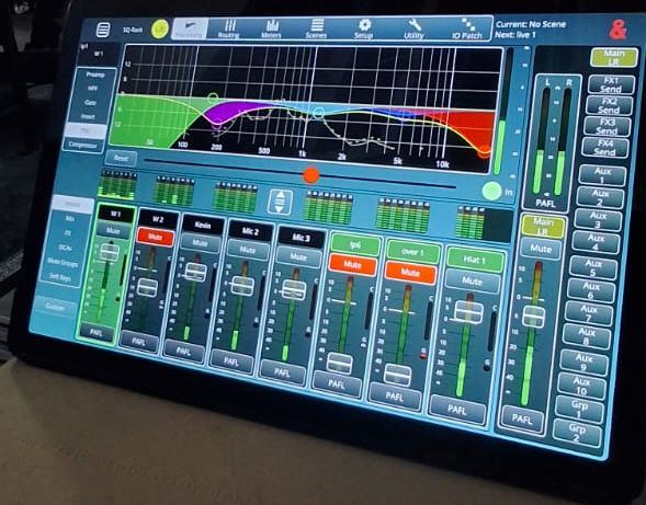 Allen & Heath SQ mixing console touchscreen, live EQ view